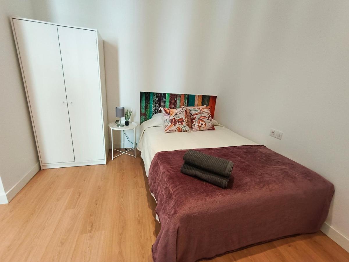 By Universitat Rooms Barcelona Exterior foto